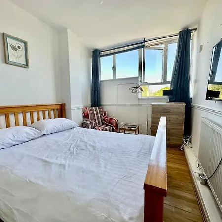 Homestay Limehouse London