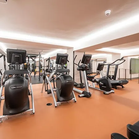 Dolphin House Serviced 4* Londres