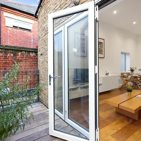 1 Bedroom Short Term & Flexible Renting Hackney With Free Wifi *