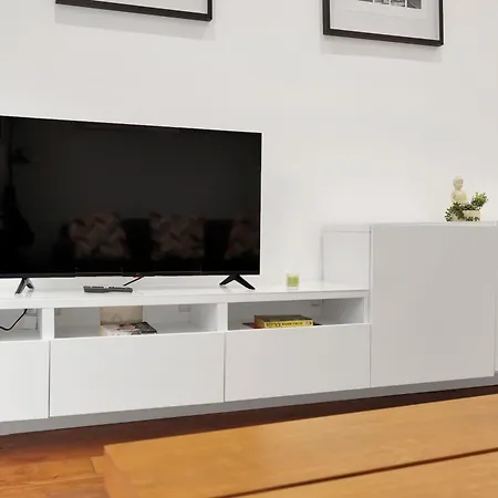 1 Bedroom Short Term & Flexible Renting Hackney With Free Wifi Apartment