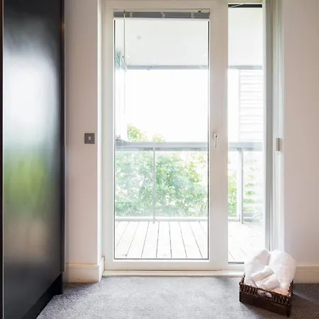 Greenwich Riverside 2 Bed Sleeps 6 Londen