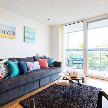 Greenwich Riverside 2 Bed Sleeps 6 Londen