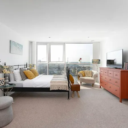 Affittacamere Serene Waterfront - Excel Londra