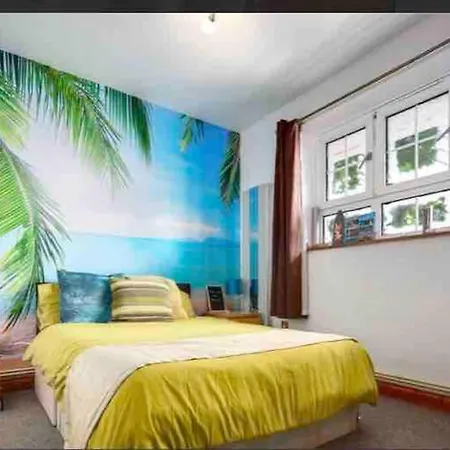 Classy Se8 Your Hidden Gem In Zone 2 Appartement *