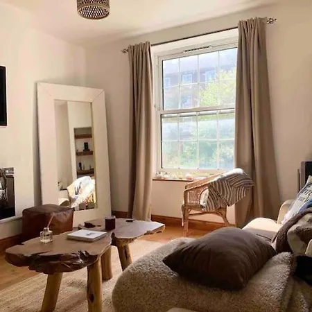 Classy Se8 Your Hidden Gem In Zone 2 *
