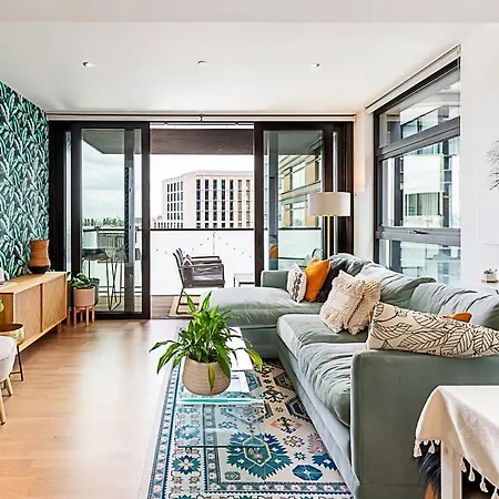 Bohemian Chic In Shoreditch Apartment
