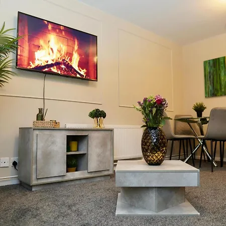 Spacious 1bd Flat Near London, Office, Smart Tv Apartment *