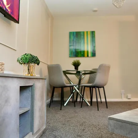 Spacious 1bd Flat Near London, Office, Smart Tv Apartment London