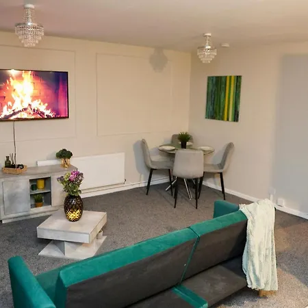 Spacious 1bd Flat Near London, Office, Smart Tv Apartment
