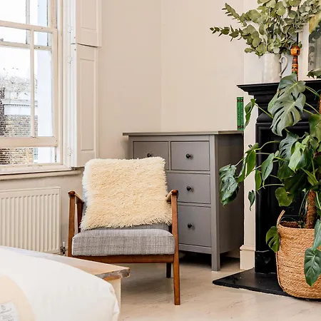 3br Flat W Garden In West Kensington, 4min Tube Station Holiday home