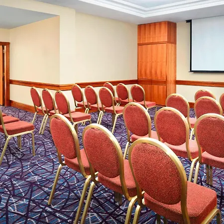 Hotell Sheraton Skyline London Heathrow