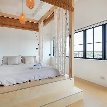 Luxury Penthouse Loft In Art-deco Warehouse Conversion Apartamento
