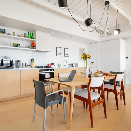 Apartamento Luxury Penthouse Loft In Art-deco Warehouse Conversion Londres