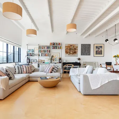 Luxury Penthouse Loft In Art-deco Warehouse Conversion * Londres