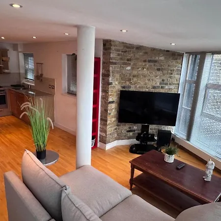 Super Cute Shoreditch Loft