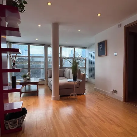 Super Cute Shoreditch Loft Apartment