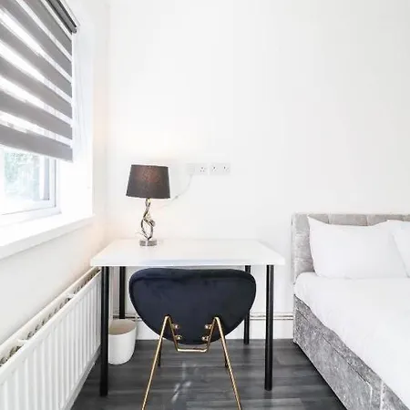 Bed & Breakfast Urban Oasis London