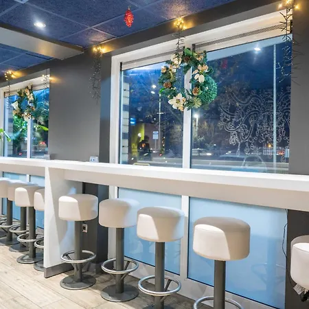 酒店 伦敦巴尔金宜必思快捷酒店