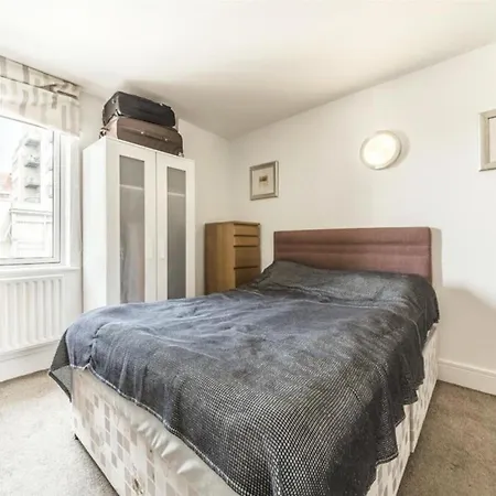 Mdx - Canary Wharf Apartment