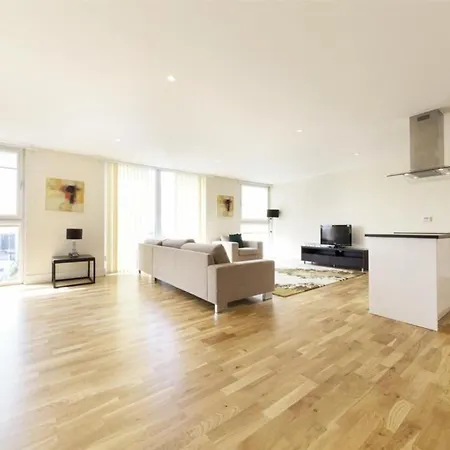 Mdx - Canary Wharf Apartment London
