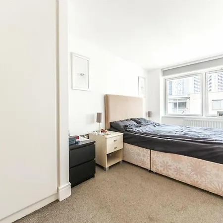 Mdx - Canary Wharf * London