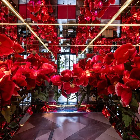 Virgin - Shoreditch 5* 런던