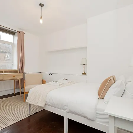 Lovely 3br Flat W Parking, 10min Homerton Station *