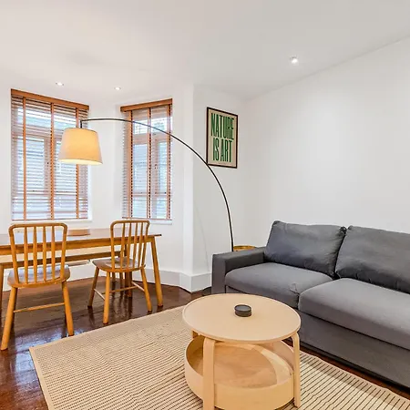 Lovely 3br Flat W Parking, 10min Homerton Station London