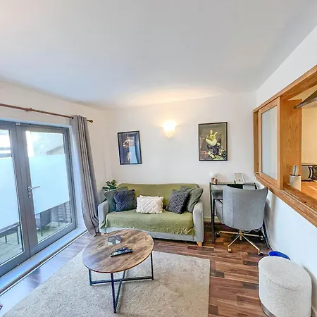 Stunning 1-bedroom Flat In Canary Wharf Free Parking Near Museum *