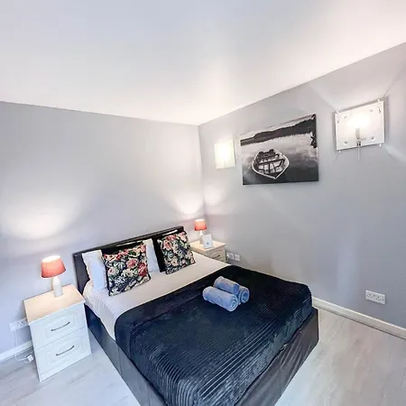 Stunning 1-bedroom Flat In Canary Wharf Free Parking Near Museum Apartment