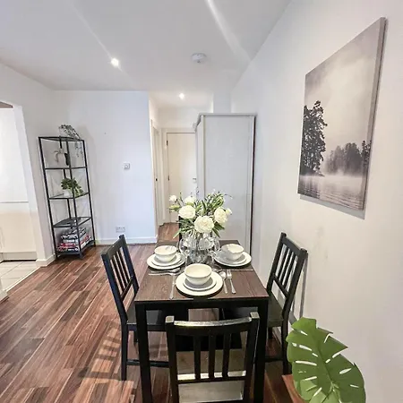 Apartment Stunning 1-bedroom Flat In Canary Wharf Free Parking Near Museum *