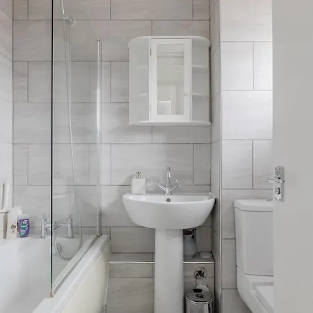 Stylish 1bd Flat With Shard Views Near Bermondsey * London