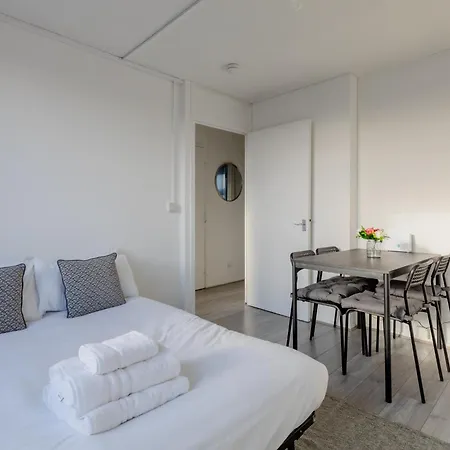 Stylish 1bd Flat With Shard Views Near Bermondsey Apartment