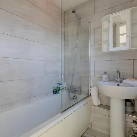 Apartment Stylish 1bd Flat With Shard Views Near Bermondsey London