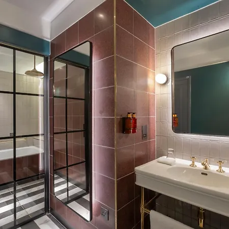 Clayton Of 4* London