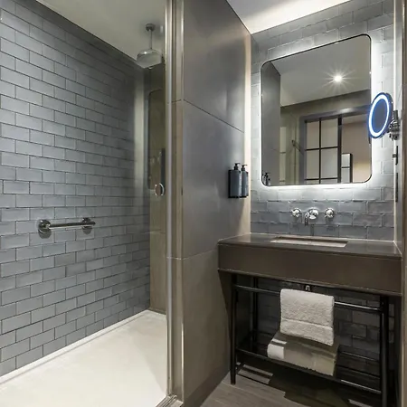 Hotel Clayton Of 4*