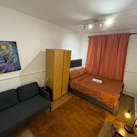 Apartment Lovely Spacious 2 Bedroom Flat In Bethnal Green, 3mins Away From Station *