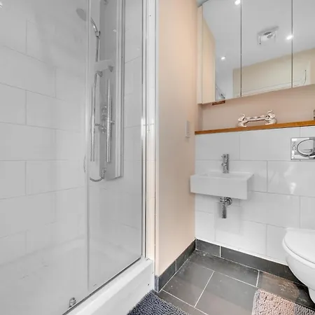 Apartment Luxury 2 Bedroom 2 Bathroom - Prime Location In Tower Bridge Bridge *