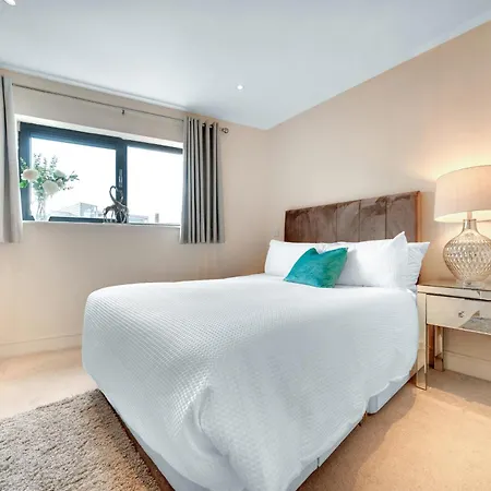 Luxury 2 Bedroom 2 Bathroom - Prime Location In Tower Bridge Bridge Apartment *