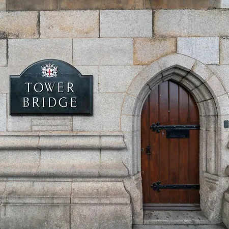 Luxury 2 Bedroom 2 Bathroom - Prime Location In Tower Bridge Bridge Apartment *