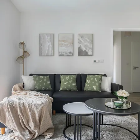Luxury Two Bed Near The 02 Arena Holiday home *