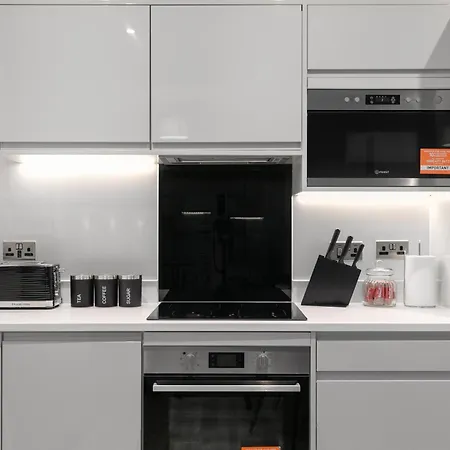Luxury Two Bed Near The 02 Arena London