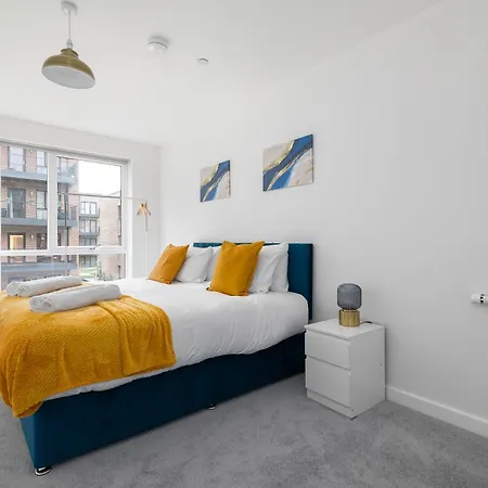 Luxury Two Bed Near The 02 Arena Holiday home