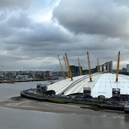 Collection O2 Panorama London