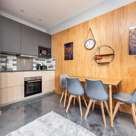 Apartment Renewed Comfy 1br Flat Near Woolwich Tube Station