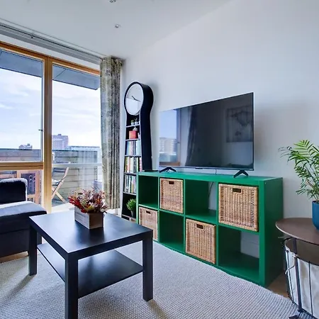Modern 1-bed Entire Apartment, Zone 2 Apartment *