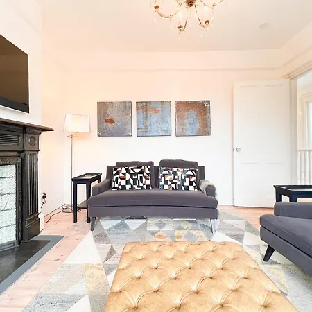 Charming Historic 3Br Home - Steps To Greenwich Park - Cutty Sark & Royal Observatory Apartment