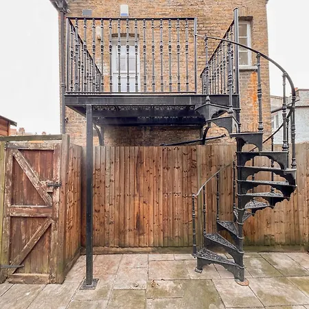 Charming Historic 3Br Home - Steps To Greenwich Park - Cutty Sark & Royal Observatory *