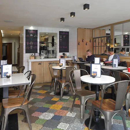 Szálloda The Z Soho 3*