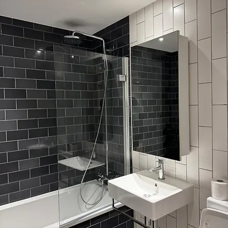 Stunning Lux 2 Bed In Royal Wharf